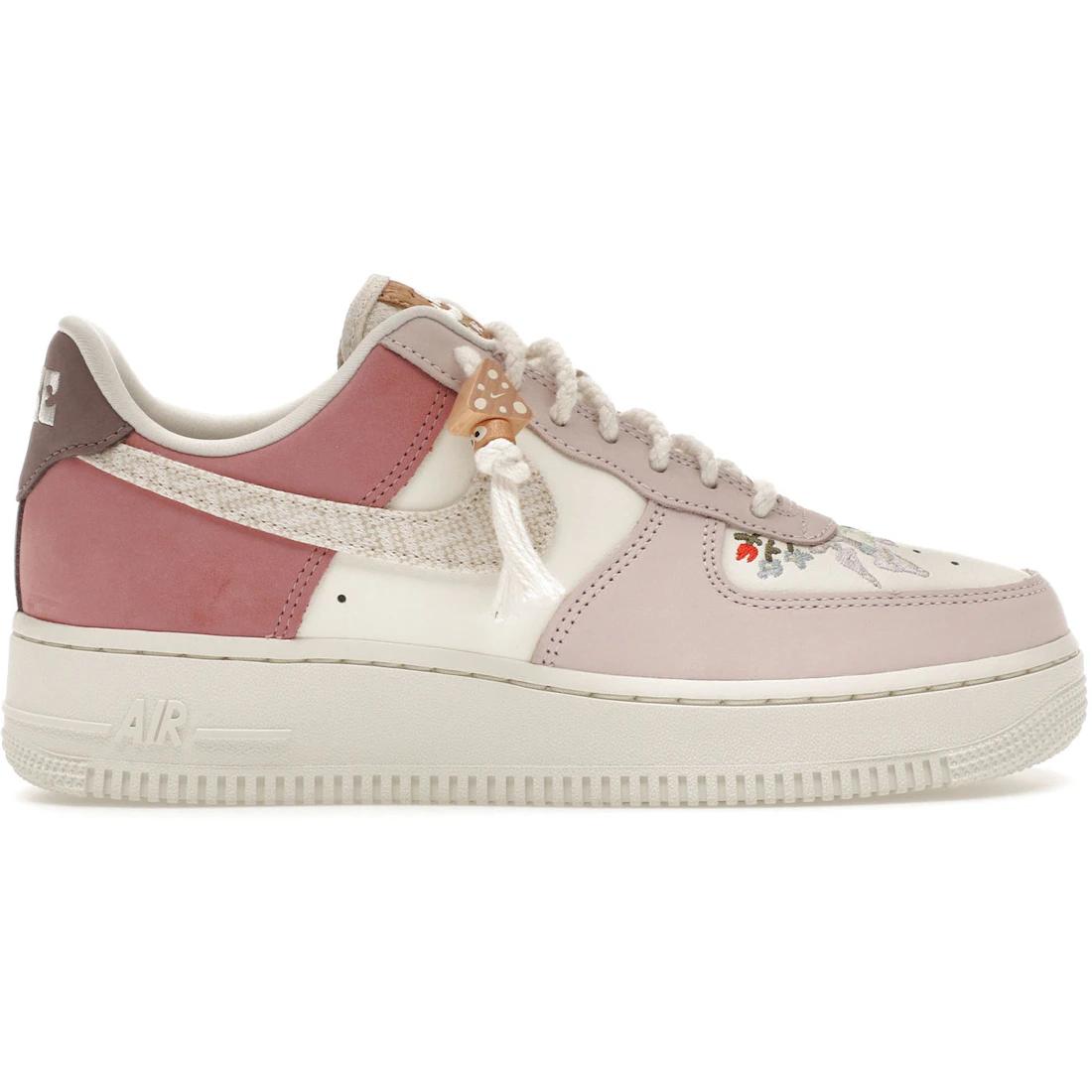 

Кроссовки Nike Air Force 1 Low Mushroom (Женский)(IB8874-111) 36.5