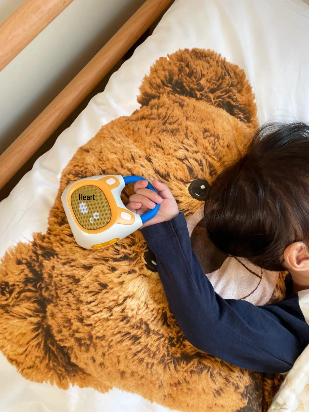 

Хуохуо К1 Плеер детских стишков «Кролик»: Портативное устройство для раннего развития и тренировки слуха для детей