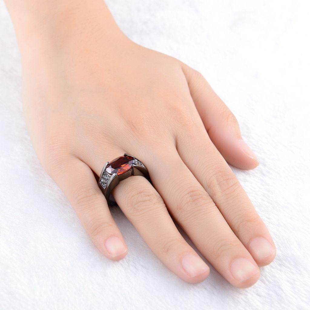 Black Gun Color & Gold Ring with Inlaid Ruby for Party or Wedding