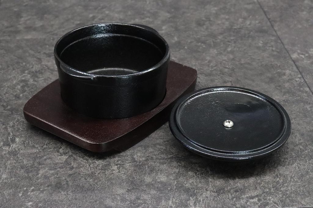 Asahi Mini Cocotte (with Wooden Base) Insulated Cooking Pot for Commercial Use