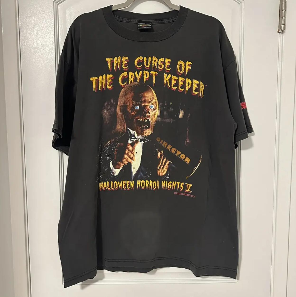 

Vtg 1995 Halloween Horror Nights Curse of the Crypt Keeper M
