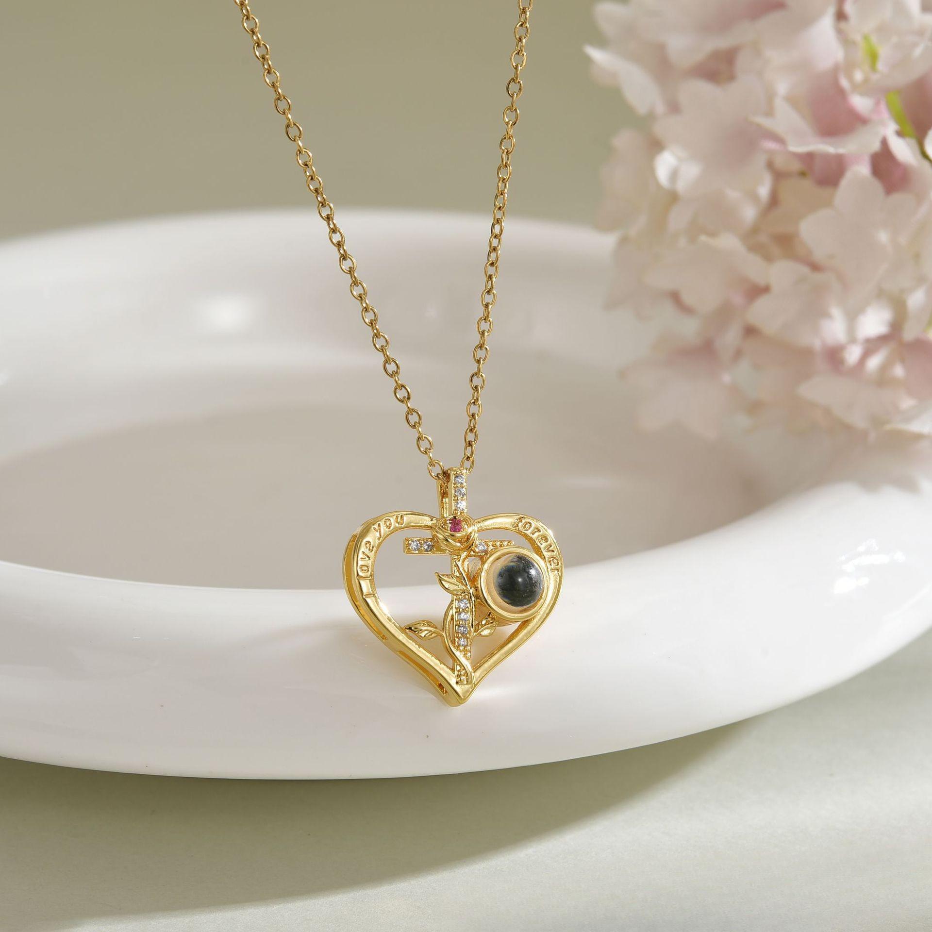 Heart Cross Projection Necklace - 100 Languages Light Luxury Style