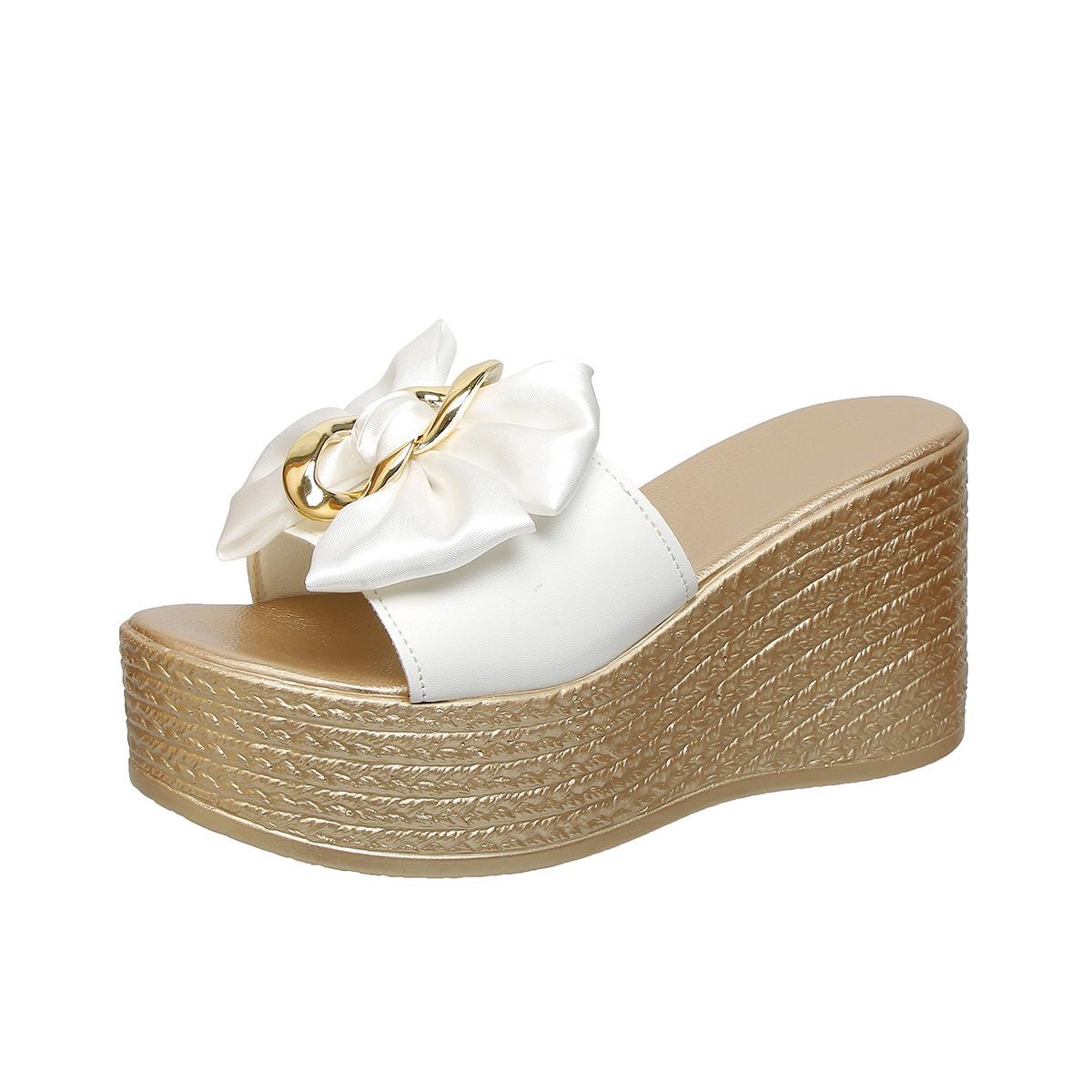 

Foreign trade large size thick bottom bow slippers women s fashion metal buckle comfortable wedge heel word with muffin bottom slippers 43 35 білий