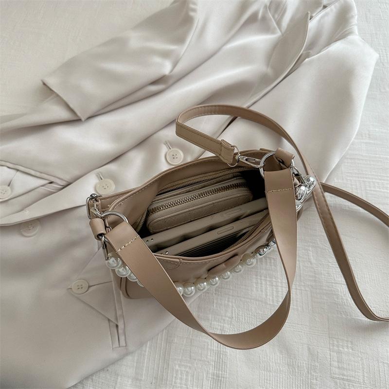 Pearl Handbag Women's 2025 New Trendy Korean Niche Underarm Bag Premium Foreign Messenger Bag Shoulder Bag