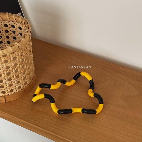 

Abstract Art Decoration Mobius Ring Memphis Style Twist Decoration Desk Ornament Mini Medieval Living Room Decoration Home Decor