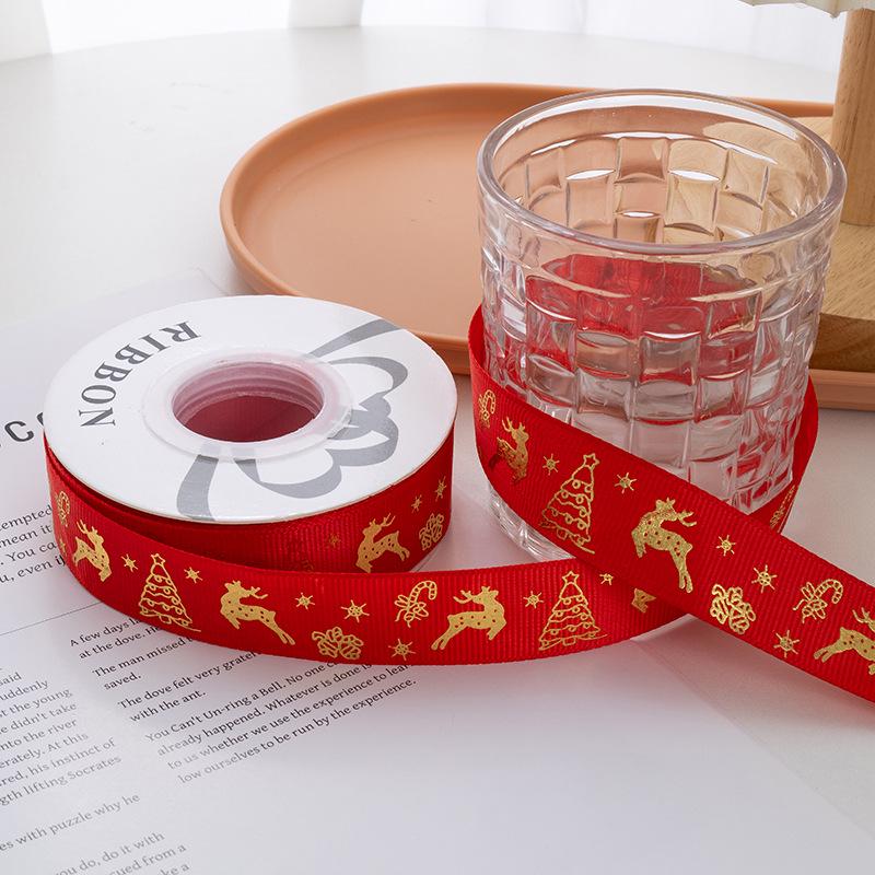 New Christmas Flower Packaging: Ribbon Bouquet with Hot Stamped, Colored Webbing for Floral Art