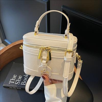 New Fashionable Portable Box Bag Women's Versatile Explosive Commuter Shoulder Messenger Bag
