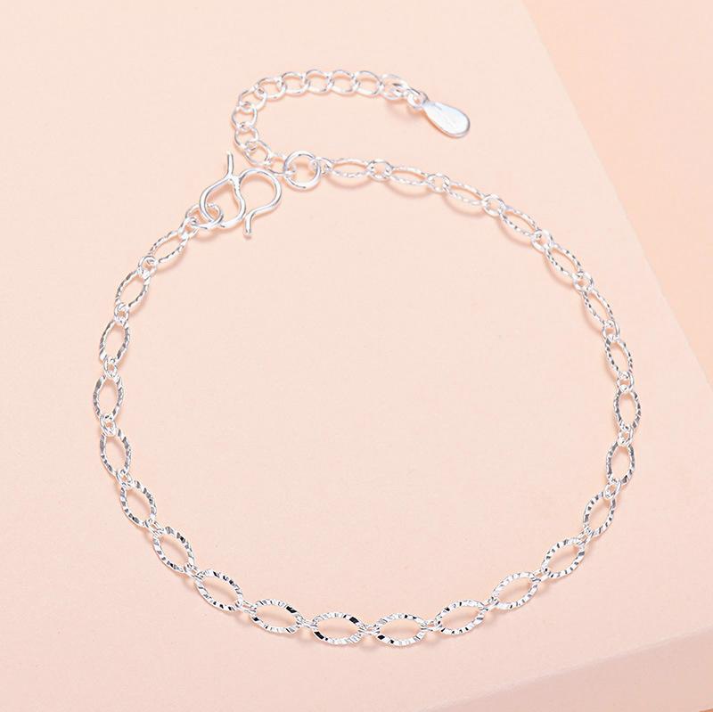 O-shaped Chain Embossed Bracelet Female Korean Version of The Personality Bump Car Flower Simple Jewelry