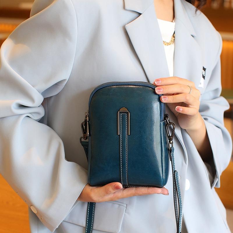 Small bag women's new trendy messenger bag women's shell bag versatile leather women's bag shoulder bag women's mobile phone bag