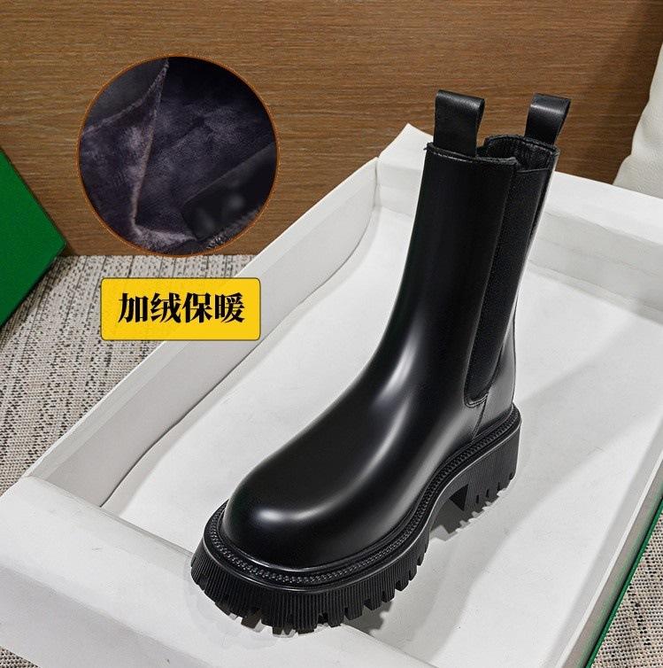 New wool snow boots women's winter velvet thick boots warm Martin boots cotton shoes short boots