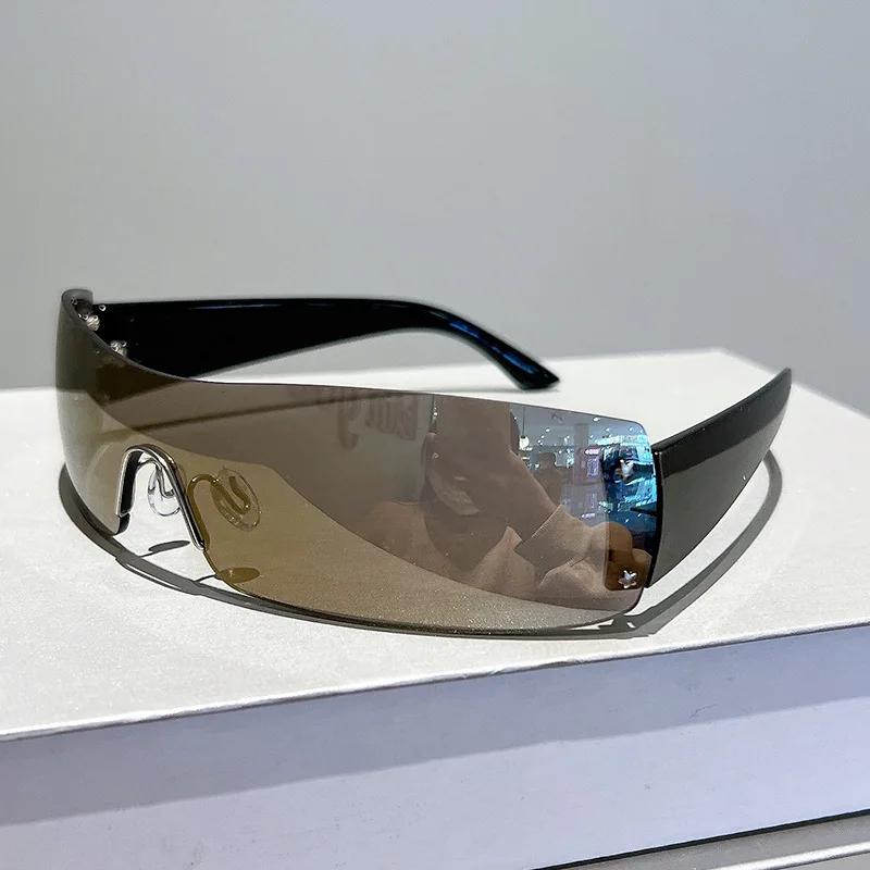 Rimless Luxury Brand Designer Sunglasses Women For Men One Piece Trending Sun Glasses Pink Rivet Star Punk Shades Uv400