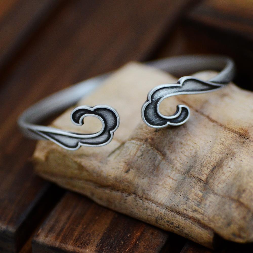 

Ретро браслет Xiangyun, женский футбольный серебряный браслет из чистого серебра 999 пробы, непальский матовый универсальный браслет ручной работы в юго-западном этническом стиле для мужчин