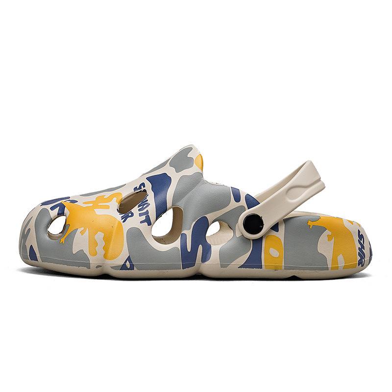 

Летние новые мужские туфли 2024 года, подростки носят пляжную обувь, один ботинок и двое носят большие классные тапочки на толстой подошве 40-41 хаки