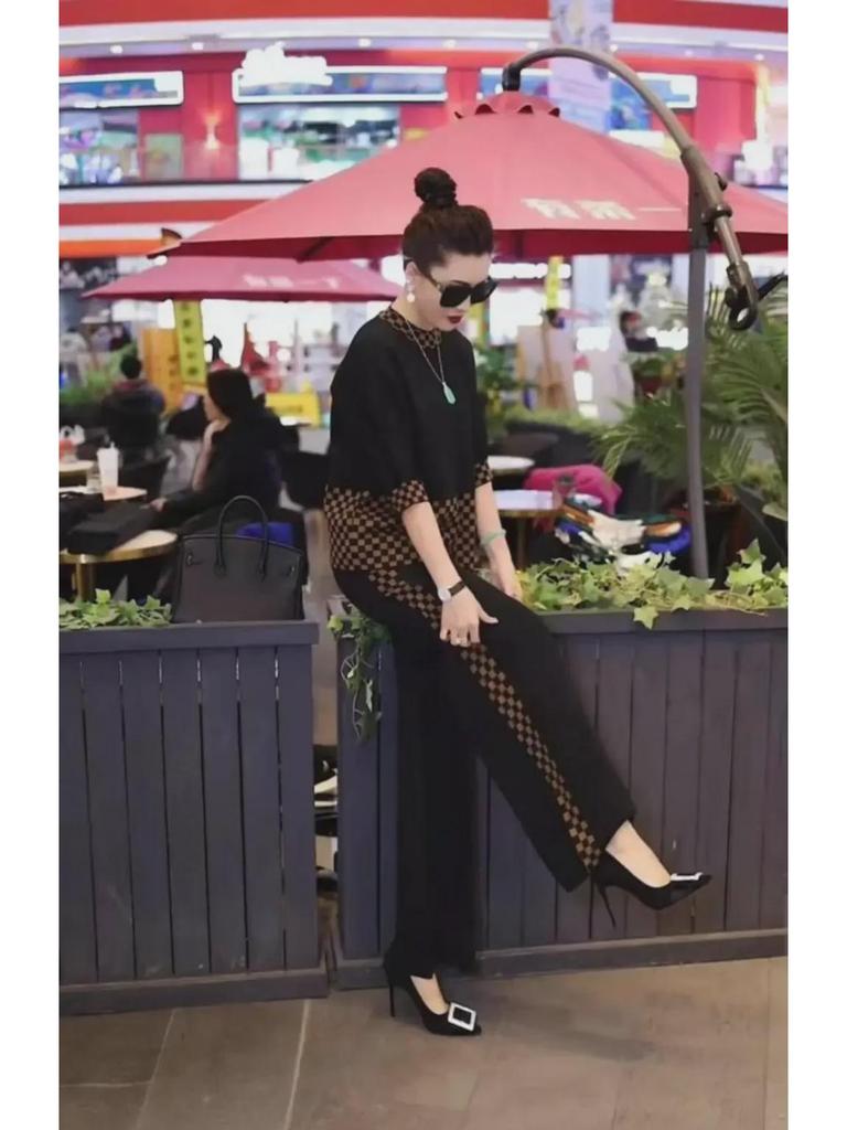 2025 Spring/Summer European Women's Spliced Plaid Sweatshirt & Wide-Leg Pants Set