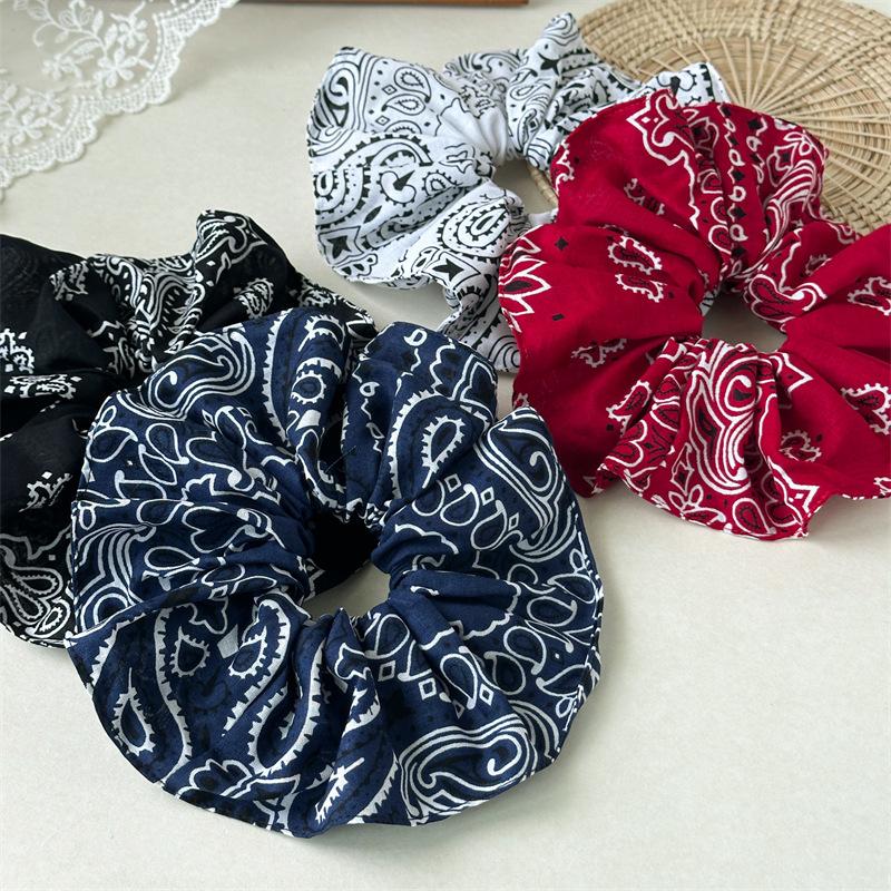 Elegant Two-Tone Scrunchies Fashion Large Hair Tie for Women Aesthetic Daily Hair Accessory