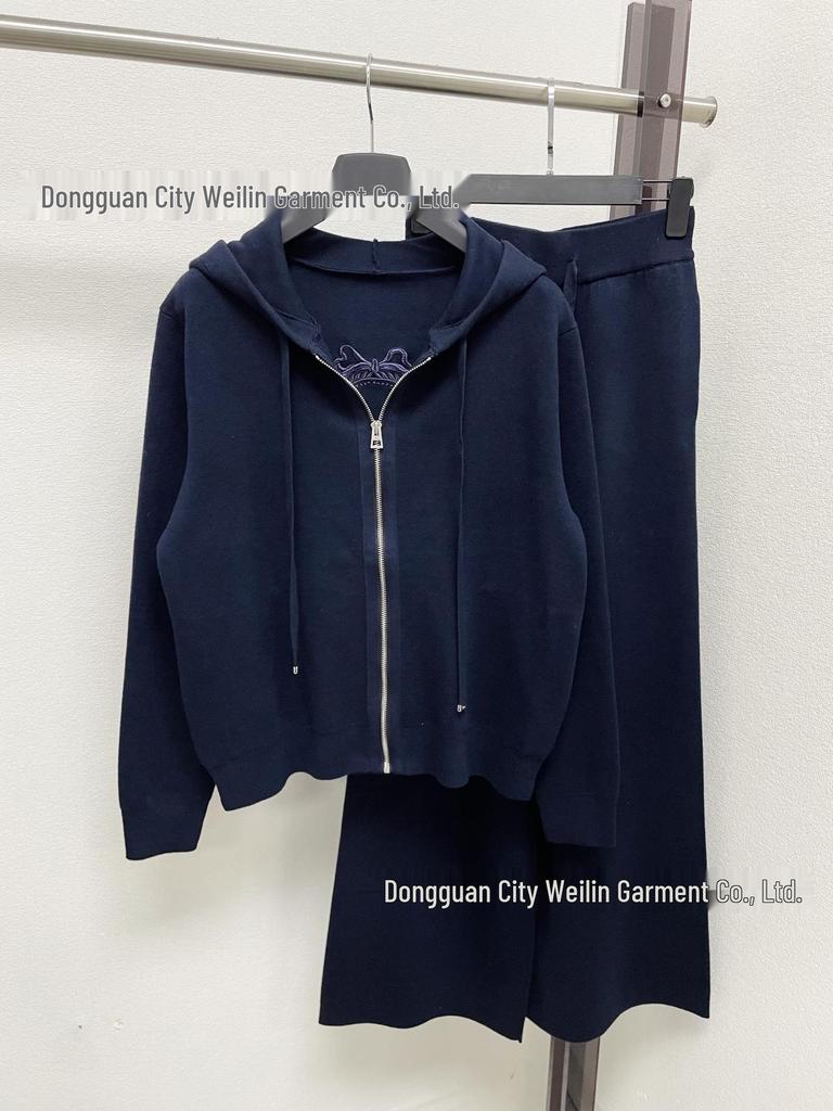 Women's Loose Fit Wool Hooded Knit Cardigan Jacket: Cozy, Soft, Zip-Up Long Sleeve, Solid Color for Autumn and Winter.