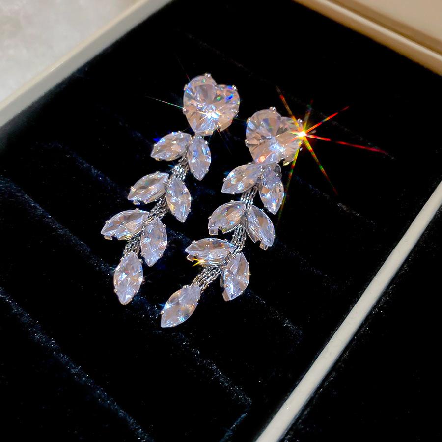 Zircon flower wheat ear tassel necklace stud earrings jewelry set court style light luxury elegant versatile jewelry