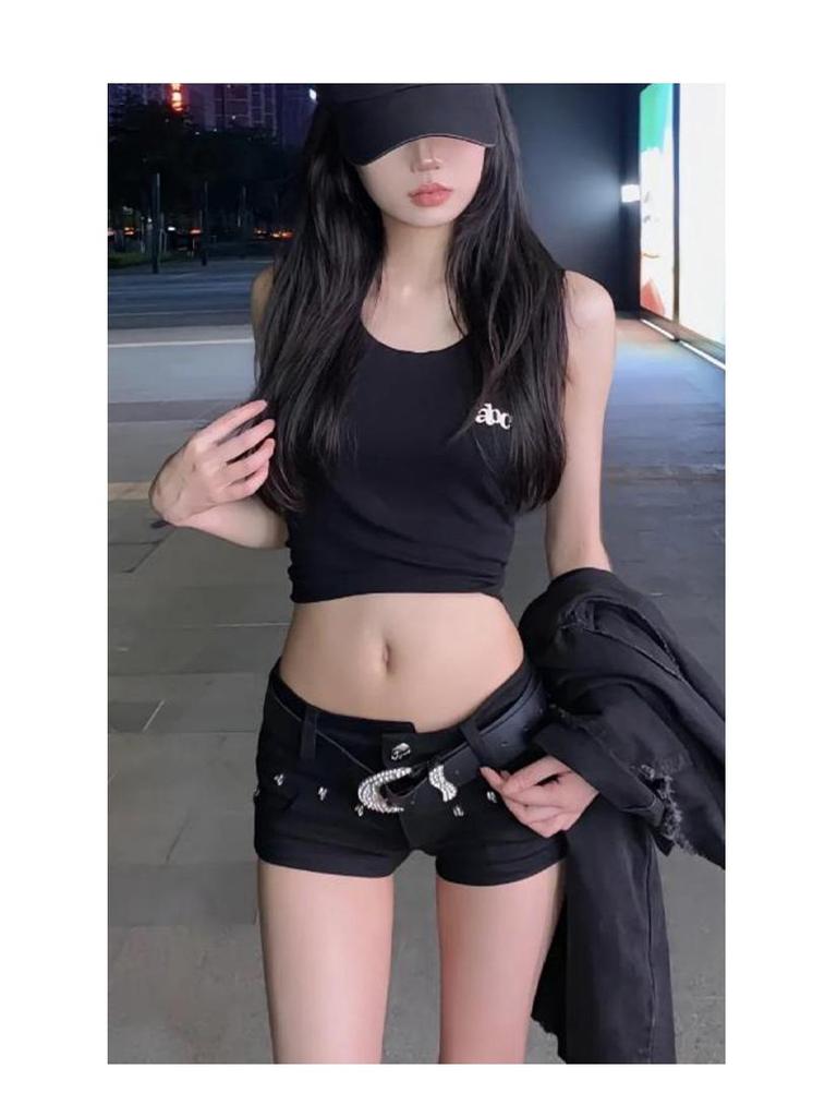 Women's Low-Waist Black Denim Rivet Shorts - 2026 Summer A-Line Trend