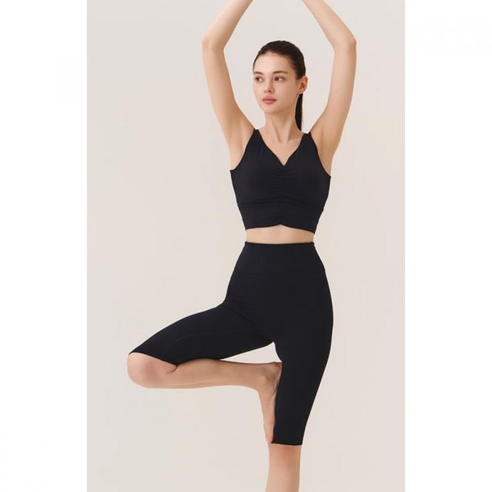 Huit Capri Leggings With Back Pocket Htwle5k01t