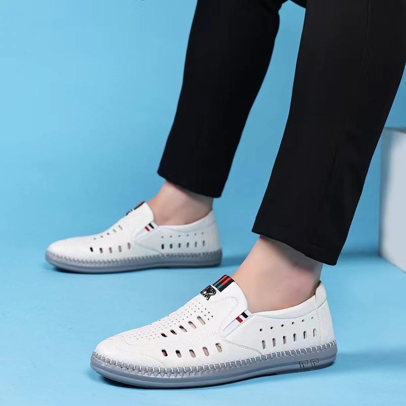 New one-pedal hollow leather shoes men's breathable casual men's shoes soft-soled driving shoes fashionable and lightweight flat shoes