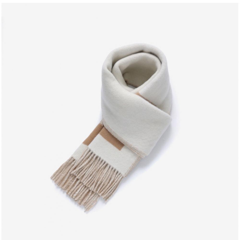 Jacquemus Lesharpe Ronde Carre Jacquard Logo Fringe Muffler Acu00579aot4044 015