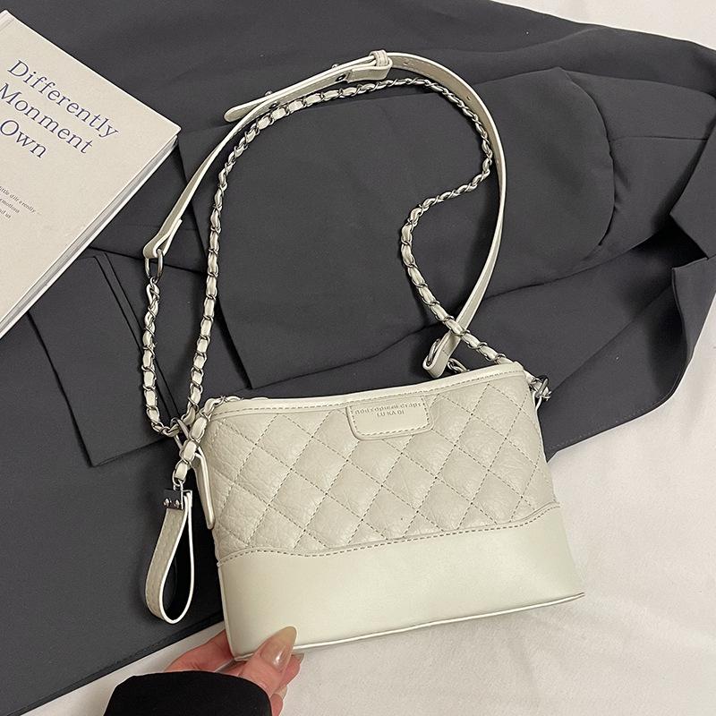 Wholesale Hot Sale Fashion Diamond Simple Korean Version Temperament Bucket Bag Women Commuter Style Versatile High Sense Messenger Bag