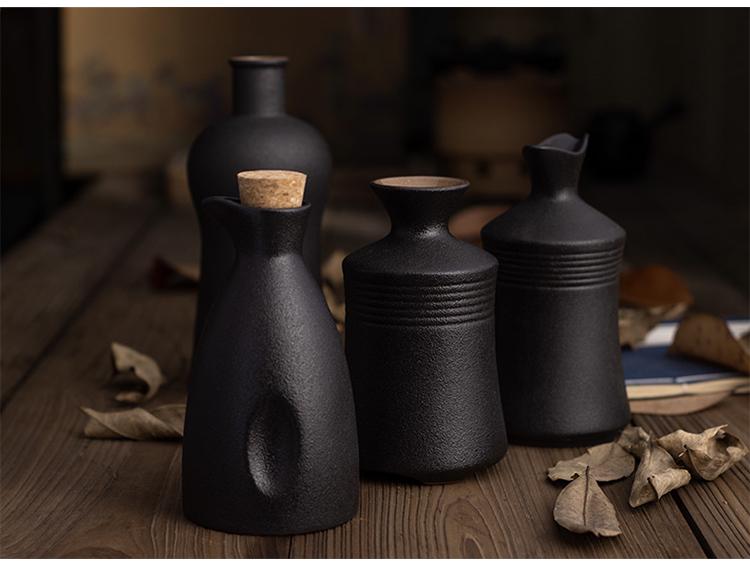 Japanese Style Ceramic Sake Pot and Cup Set - Antique Yellow Wine Decanter and Baijiu Jar for Home Use