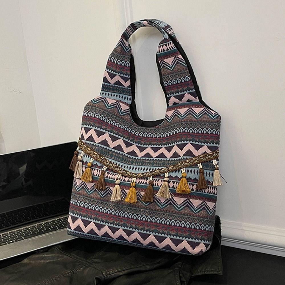 Retro Tassel Shoulder Bag Large Capacity Bohemian Messenger Bag Ethnic Style Vest Bag  Travel