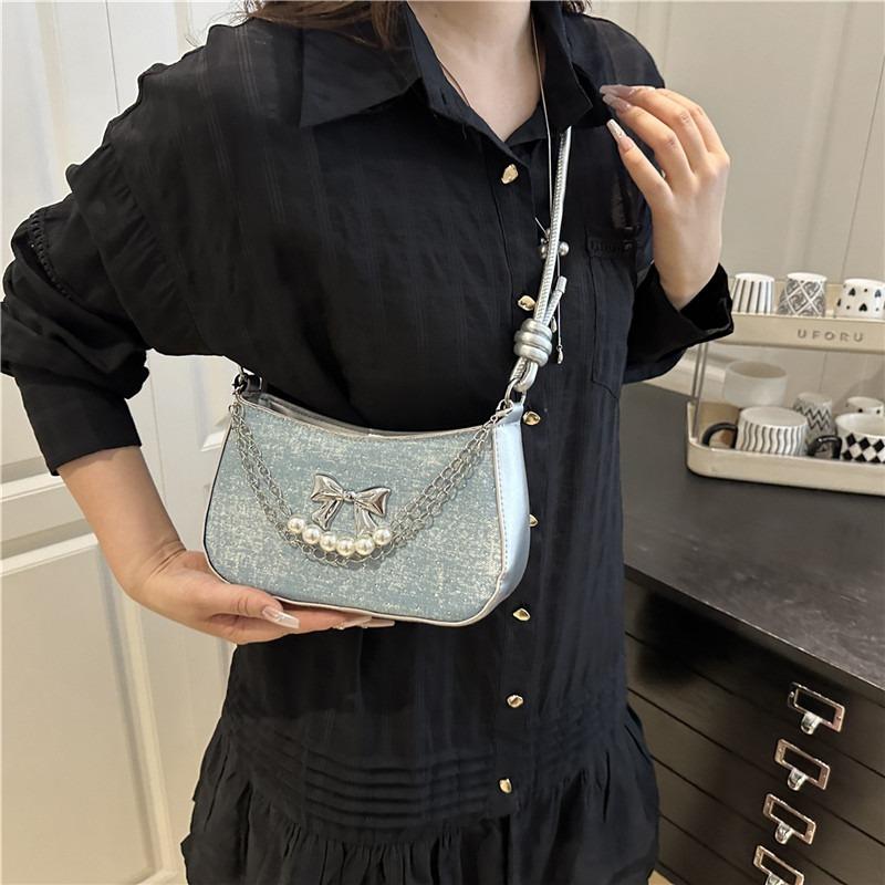 High-value and Beautiful Butterfly Chain Handbag, New Fashionable and Lightweight Shoulder Messenger Bag for Women