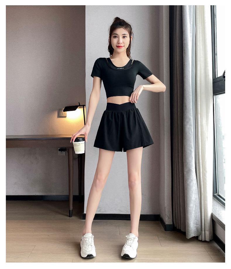 Women's Summer 2025 Running Set: Quick-Dry Fashion Gym Outfit with Yoga Shorts and Short Sleeve Top