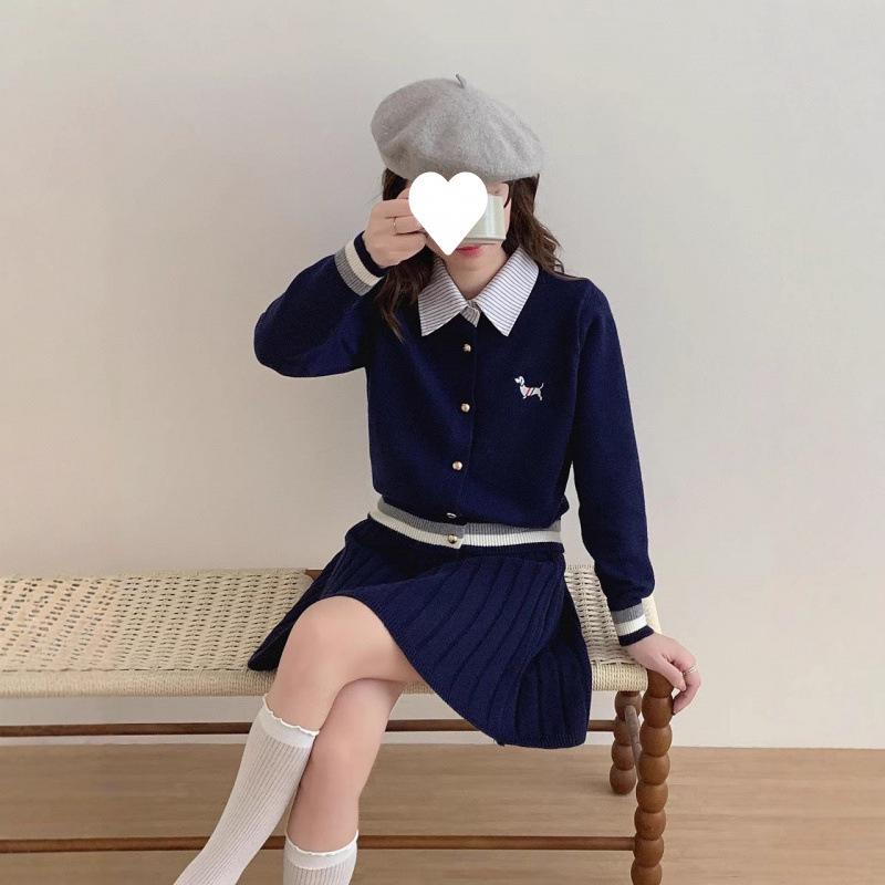 2025 Fall/Winter Korean Academy Style Knit Cardigan & Pleated Skirt Set for Women