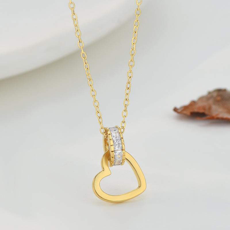 Halsketten Design Sinn für Exquisiten Pendlerstil Liebesanhänger für Frauen Charms Mode Vintage Anhängerschmuck