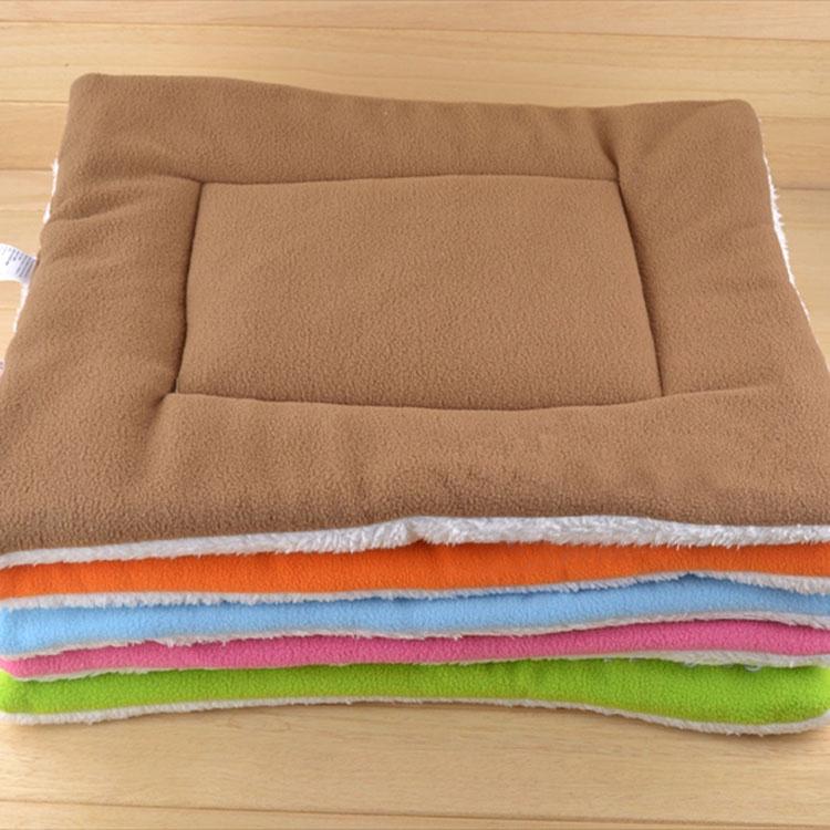 Luxurious Shaggy Cashmere Puppy Blanket Mat For Small Dogs With Timeless Design