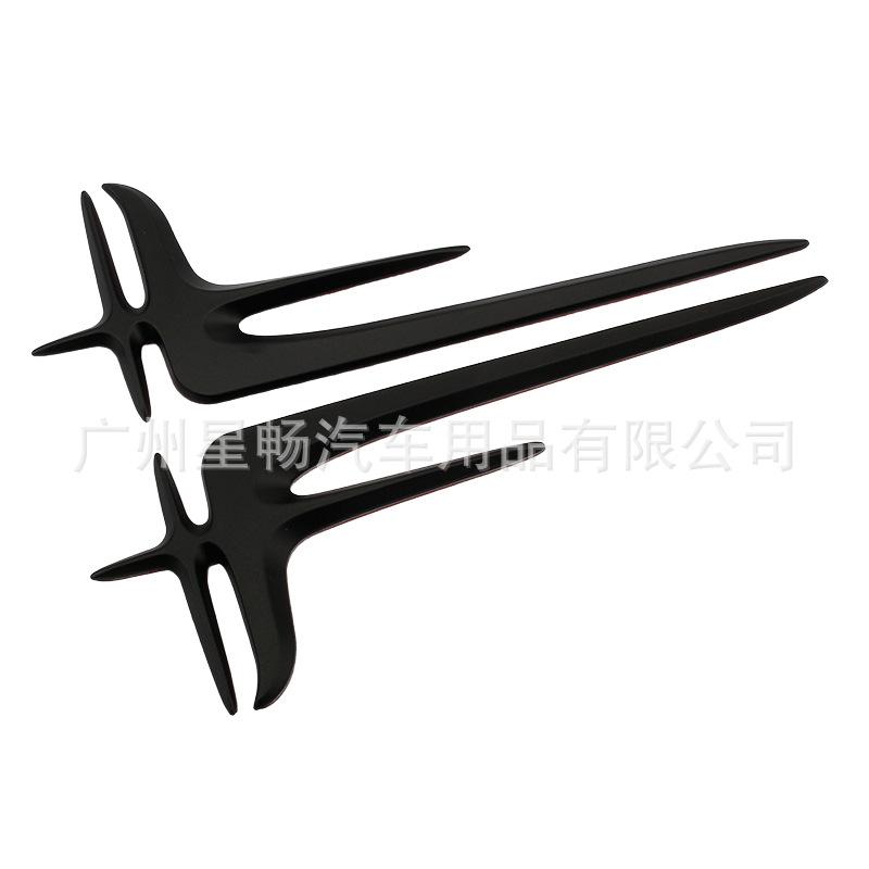 Applicable to Mercedes-Benz new E-Class extended version of the car logo E300L E200L rear fender side label long axis leaf label decoration