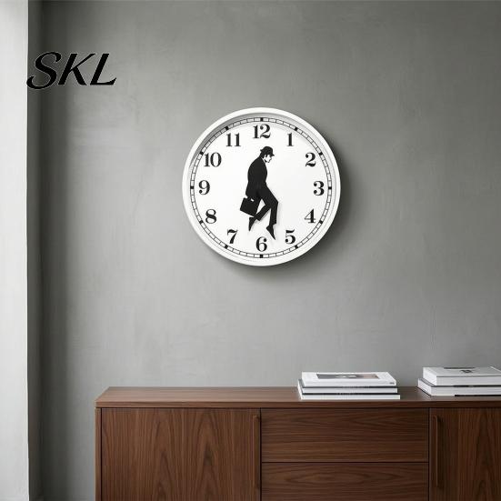 Wanddekorationsuhr Mann Silhouette Uhr, Stille Nicht tickende Runde Hängende Dekorative Digitale Analoge für Zuhause Büro Schlafzimmer Wohnzimmer Minimalistisch