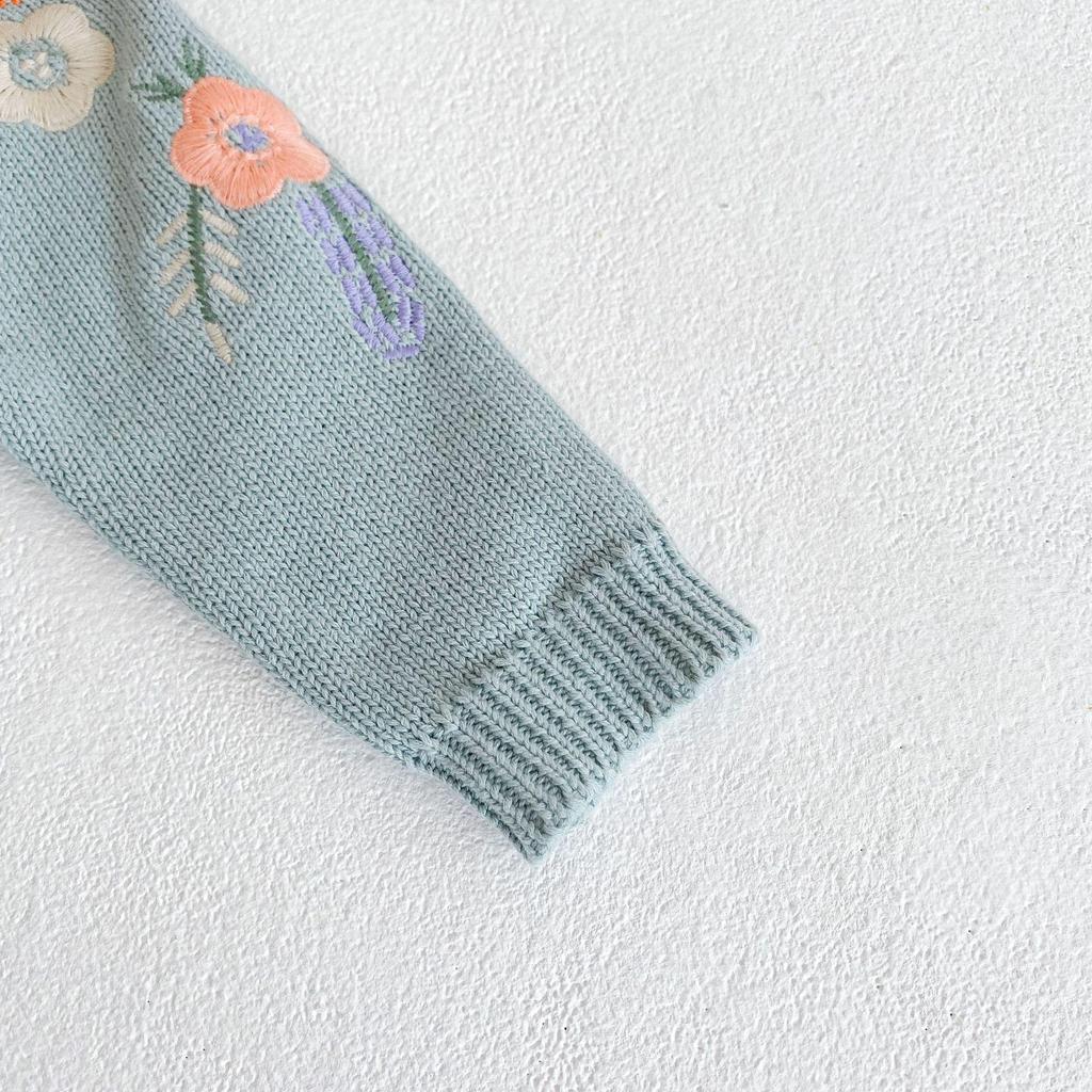 Autumn 2025 Baby Girl Knitted Top & Lace Pants Set with Embroidered Lotus Collar