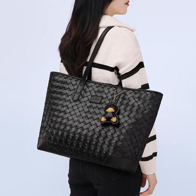 Tote Bag Women's 2025 New Women's Bag Soft Leather Large Capacity College Student Commuting Class Shoulder Bag Bag