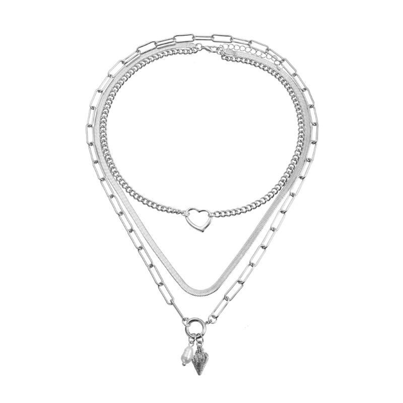 

Elegant Heart Pendant Necklace Shell and Heart Necklace Party Necklace Chain Necklace Suitable for Various Occasion 1