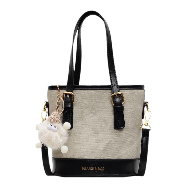 Retro Texture Commuter Small Bag Women's 2025 New Autumn and Winter Versatile Messenger Bag Fashionable Hand Carry Contrasting Color Bucket Bag