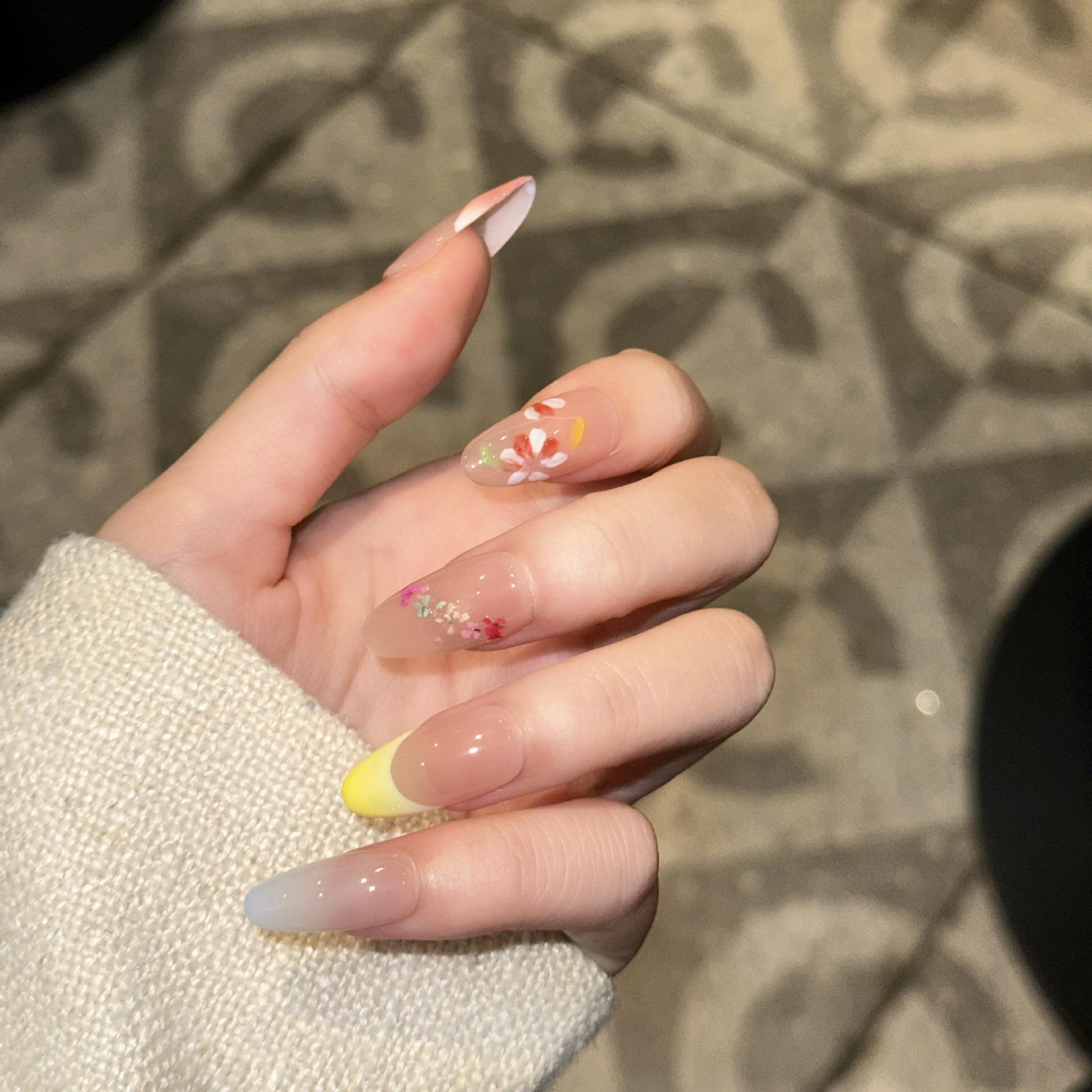 

Daireisen Luxury Nude French Dried Flower Nail Tips S