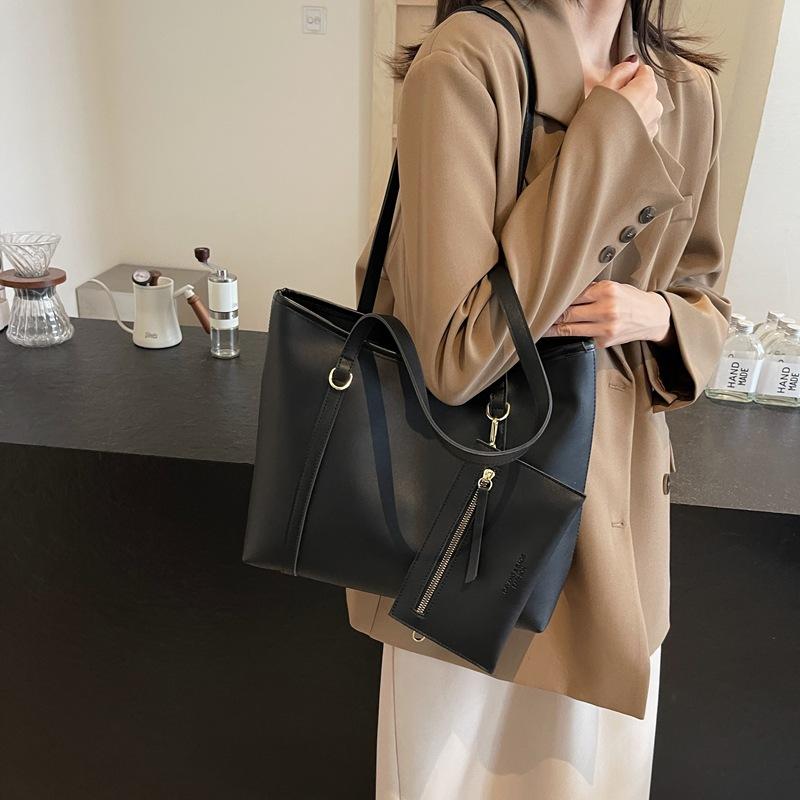 2025 New Large-capacity Tote Bag Fashionable Commuter Underarm Women's Bag Girls Pu Messenger Bag
