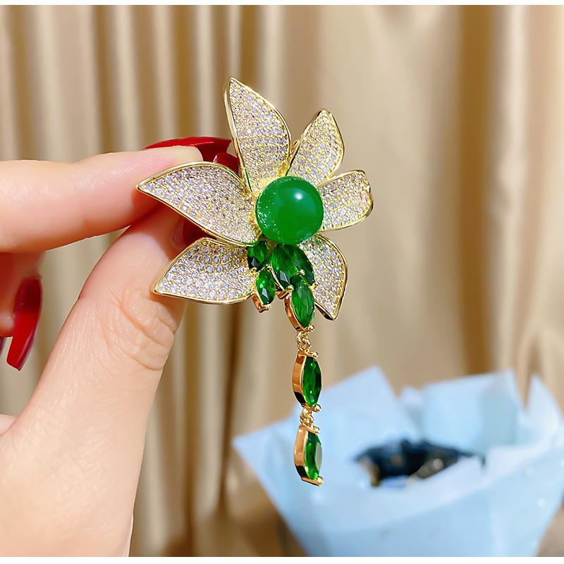 Senior Brooches Flower Leaf Brooch Pins for Women Suit Pendant  Fashion Brooches Jewelry