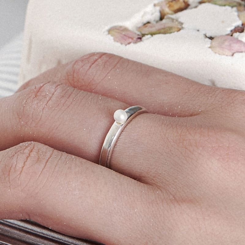 Zney Po Pearl Ring (S)