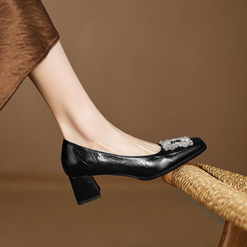 

New comfortable black small leather shoes rubber sole medium heel large size shoes square heel casual four seasons square head fashion single s 43 чорний
