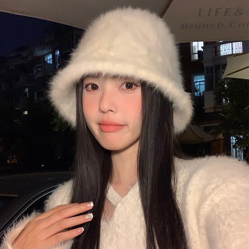 Spring and autumn warmth and versatile, big head circumference, small rabbit fur bucket hat girl