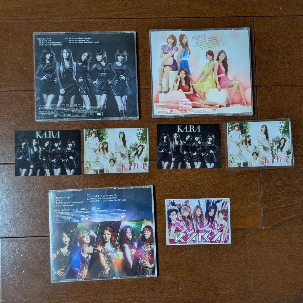 [USED] KARA CD Penlight Towel Flyer