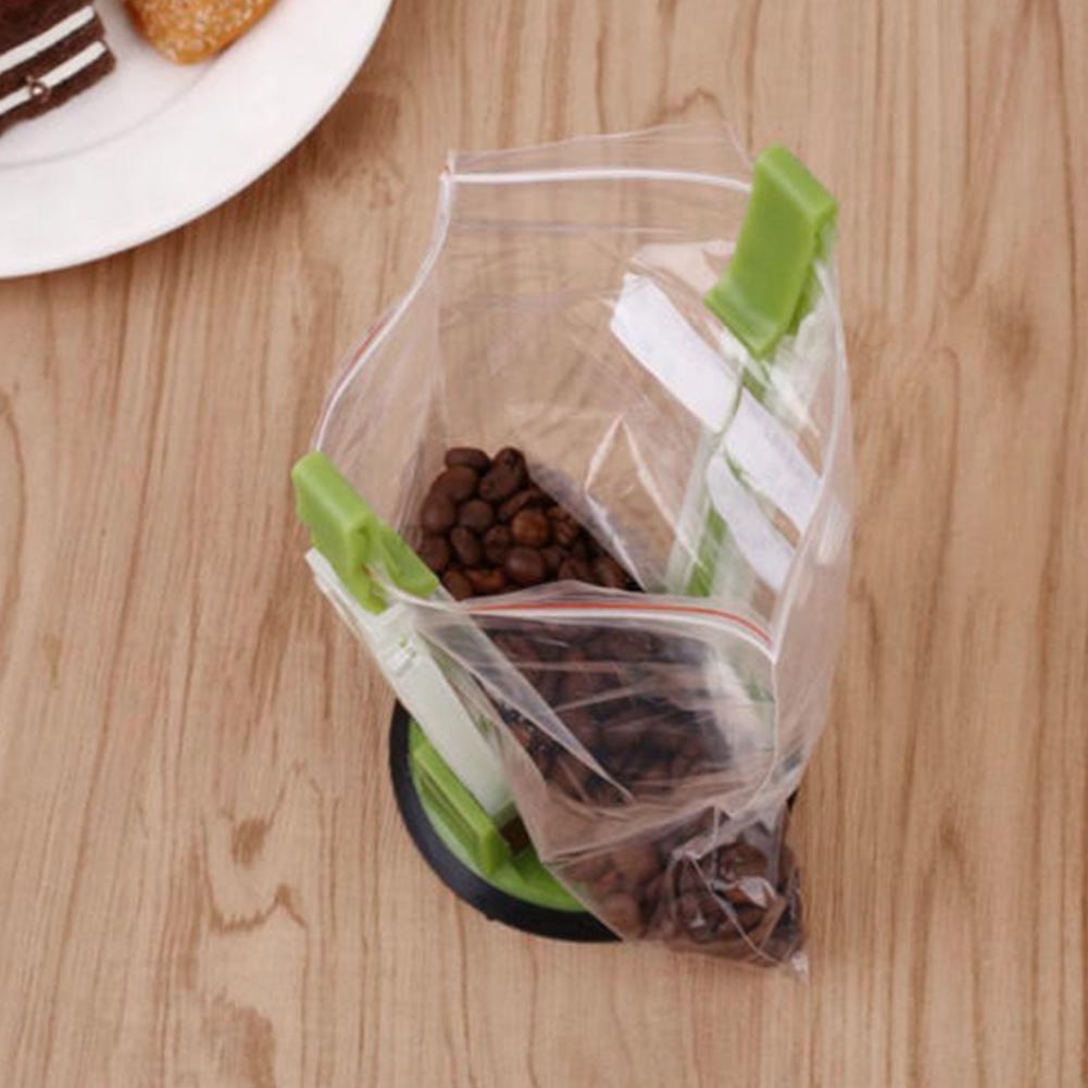 Justerbar Hands Free Baggy Rack Clip Kök Matförvaringspåse Öppnare Hållare Halkfri (Grön)