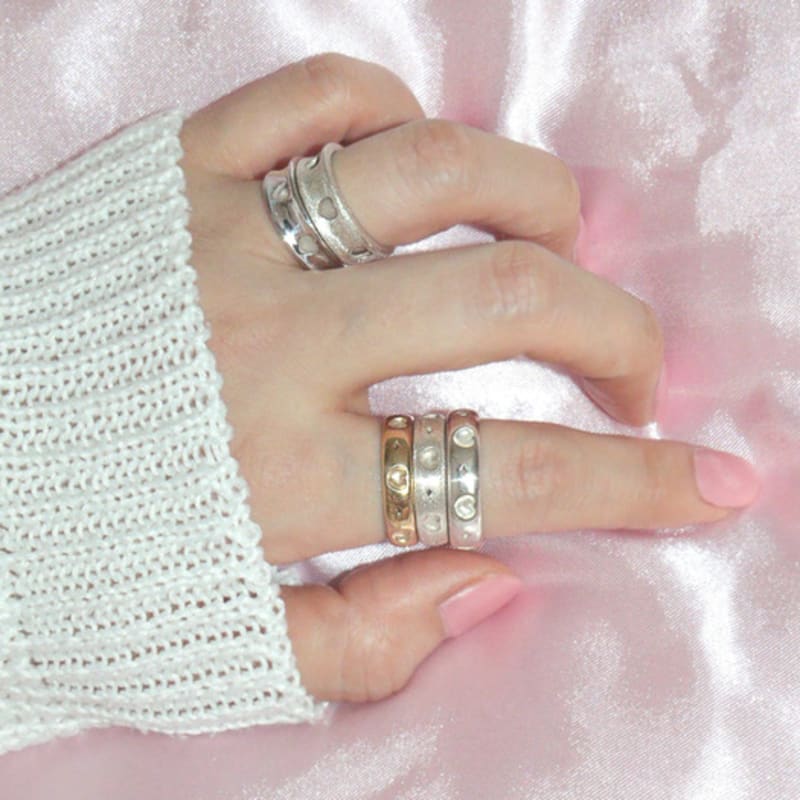 LOASI heart hole circle ring