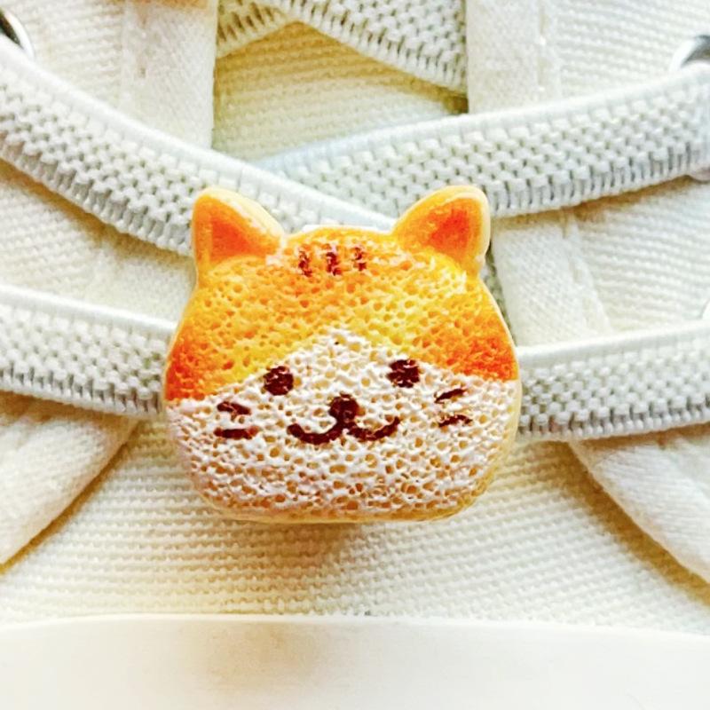 Cartoon Food Toy Shoelace Buckle for Kids' Shoes - Cat, Bear, Cake Design Decorative Accessories