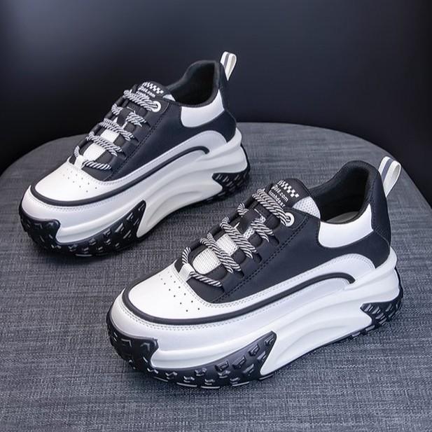 Inner height increase dad shoes women's new 2025 autumn round head lace-up casual shoes small muffin sports single shoes tide